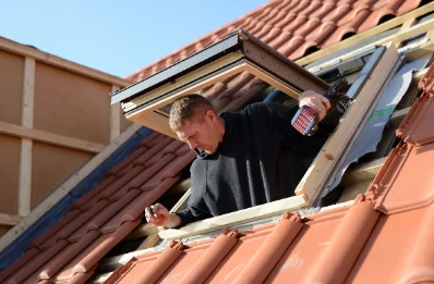 Pose de fenêtres de toit Velux à Cardan
